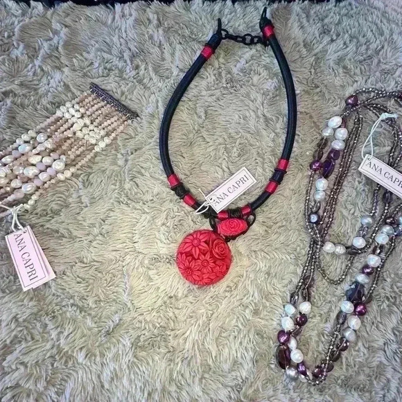 Ana capri Jewelry Two Necklaces One Bracelet See Pictures New(276) - Picture 1 of 8